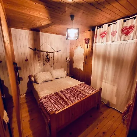 Petit Chalet 40 M2 En Ubaye Barcelonnette Exterior photo